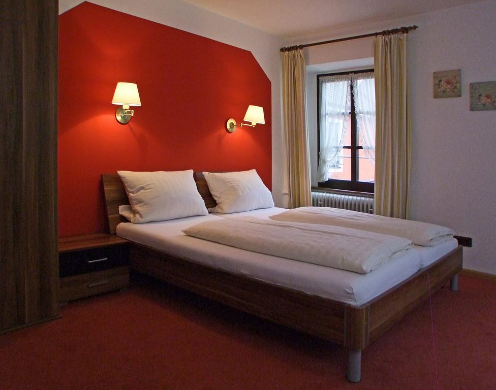 Hotel Beller Кенцінґен Екстер'єр фото