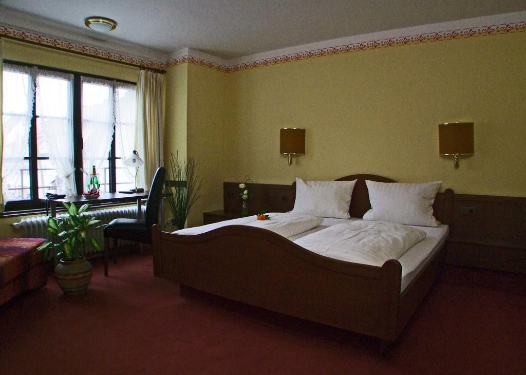 Hotel Beller Кенцінґен Екстер'єр фото